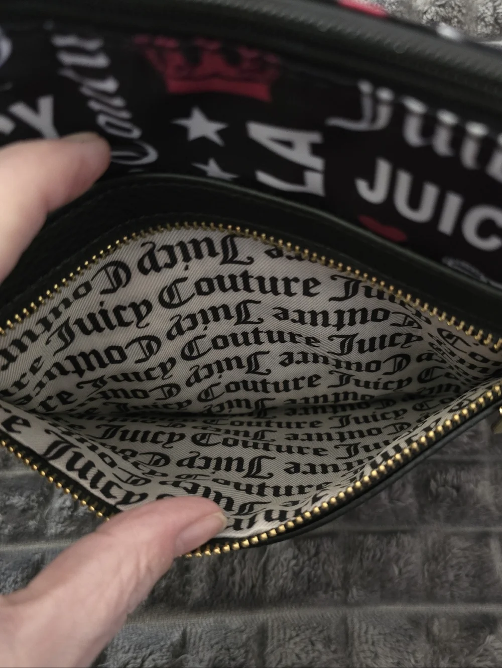 Juicy Couture "Good Sport" Crossbody NWT - Picture 12 of 15